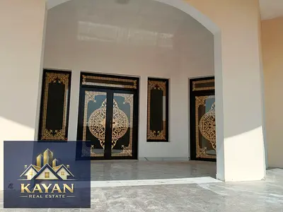 3 Master Villa with 2 Majlis and Large Yard