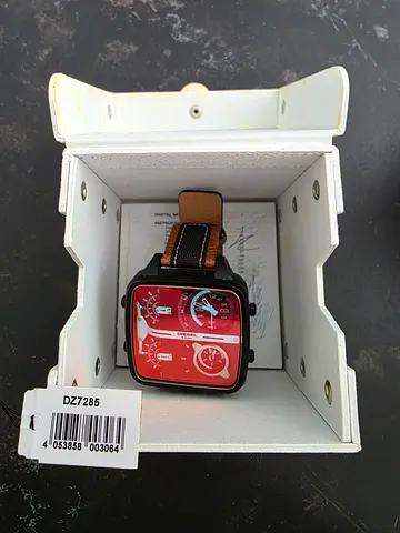 DIESEL Mr Daddy DZ7285 Square red dial men's wristwatch with leather strap - unused in box