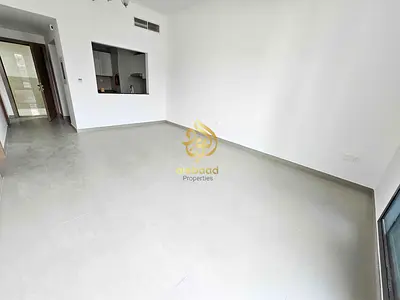المرحلة 2 من المدينة الدولية بغرفة نوم واحدة | مبنى مونريف | شرفة وإطلالات على المدينة | غير مفروشة
