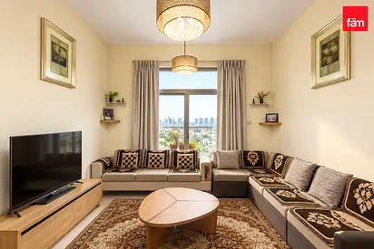 Fully Furnished I Ready to Move In