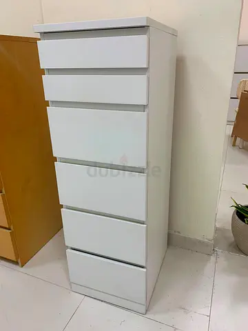 Tall Narrow White 6-Drawer Chest — Good Condition