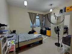FULLY FURNISHED ROOM WITH ATTACHED WASHROOM NEAT AND CLEAN READY TO MOVE NEAR SAFIA PARK IN JUST 250