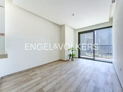 Prime Location | Spacious layout | vacant