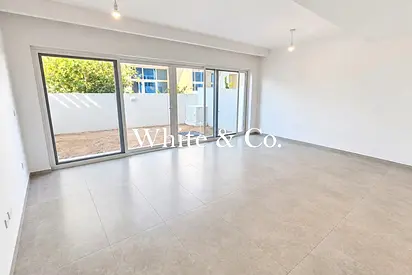Middle Unit | Back to Back | 4 Bedrooms