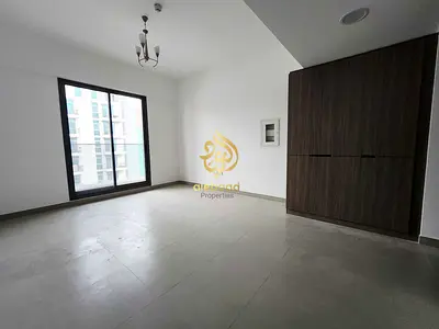 BRAND New Studio Apartment | Balcony & City View