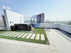 Terrace + Jacuzzi 3BHK Penthouse + Maid + Store Close To Metro & Mall