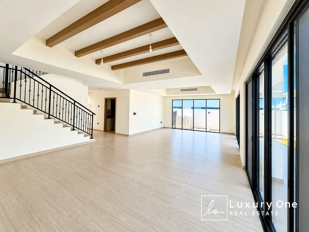Villa: 6BR + Maid Villa | Courtyard and Pool Access | Ready To Move ...