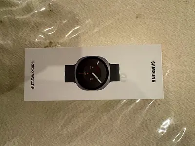 Samsung Galaxy Watch9 (sealed box) - Black strap 44mm