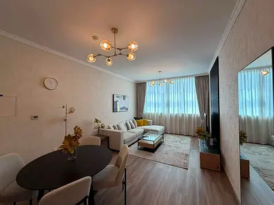 Luxury Renovated |Furnished | Mins to Dubai Mall