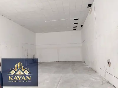 مستودع للإيجار بمساحة 4000 قدم مربع وكهرباء 24 كيلووات
