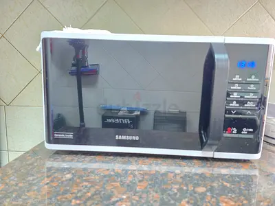 Samsung countertop microwave oven - used, good condition .