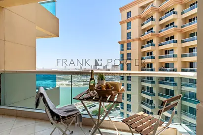 Stunning Modern Studio in The Crescent, IMPZ | Ideal for Mid - Term Rental, Monthly & Weekly Stays | All Bills Inclusive