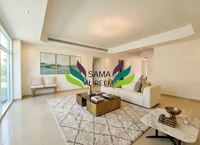 4 Bed compound villa with shared pool in jumeirah