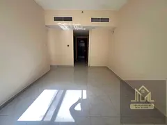 wow looking like a beautiful apartment neat and clean faimly building scool zone just in 35k