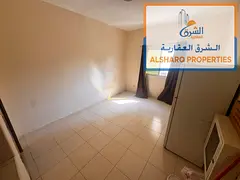 Studio for Annual Rent in Al Nuaimiya 2, Ajman – College Street A distinctive studio featuring a s