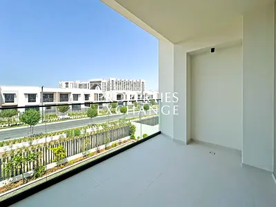 4BR + MAID TOWNHOUSE | READY TO MOVE