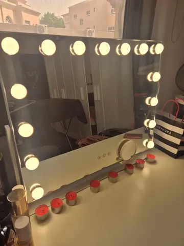Hollywood LED Vanity Mirror with 12 Bulbs — White Frame. 60cm X 50cm
