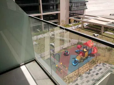 Studio w/+ Balcony | Prime Area | Well Maintained