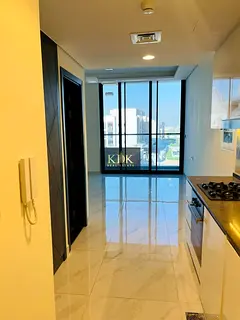 Studio Unfurnished l Prime Location