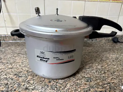 Pressure cooker