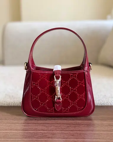 Red Gucci jacquard small shoulder bag with gold hardware