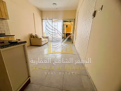 استوديو واسع في الشويهين، مع تكييف مركزي وبلكونة، بسعر سنوي مميز , ومساحه واسعه