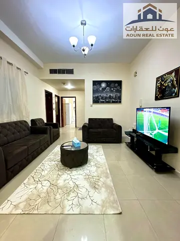غرفتين / صاله / حمامان / فرش فندقي / مساحه جيده / بلكونه / قريبه من دبي / النهده / الشارقه