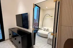 12 Cheques | Open View | High Floor