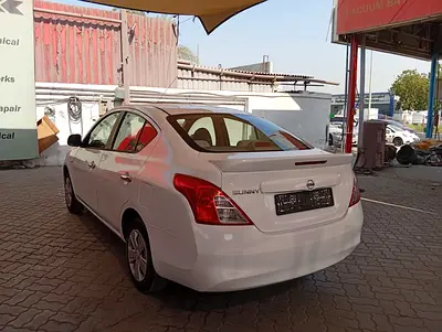 2014 Nissan SUNNY photo 9