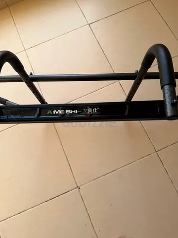 AIMEISHI Adjustable Doorway Pull-Up Bar — Used, Good Condition