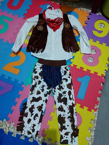 Costume