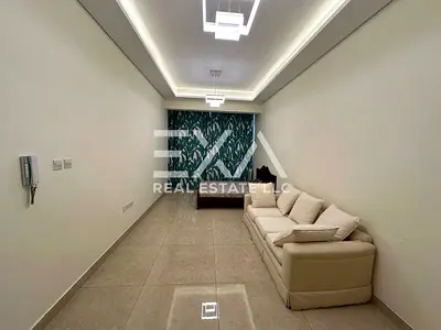 Fully Furnished I Spacious Unit I Available on Nov. 05