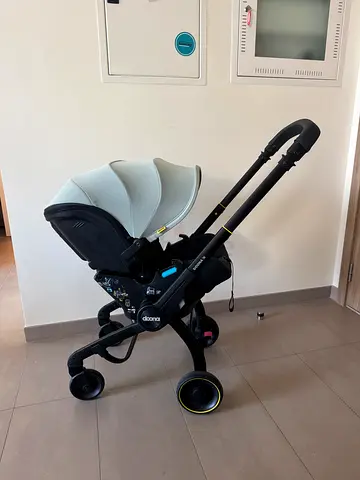 Doona stroller, excellent condition