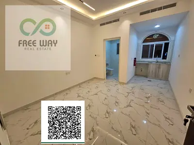 Location: Al-Aliyah - Ajman 🏢 First floor 🍽️ Separate kitchen 🆕 First occupant, clean and excellent