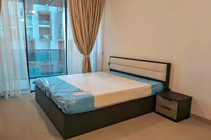 ELEGANT STUDIO | LUXURY LIVING | REGALIA