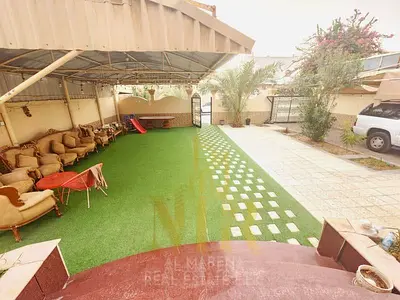 Villa for sale in Al Rawda 1, near the mosque, featuring a large courtyard. Includes electricity, water, and air conditioning. Freehold ownership avai