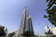 High Floor | Kitchen Island | Open View