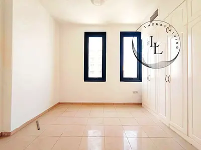*HOT OFFER FULLY SPACIOUS NO ADMIN 2BHK IN FRONT OF SAFIYA PARK NEAT AND CLEAN JUST FOR FAMILY AT PRIME LOCATION MAJAZ 3.*.