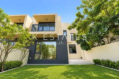 Private Garden | Greenbelt | Family Community