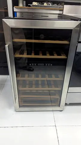 Hoover wine Fridge dual zone temperature 35 bottles