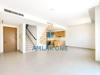 Single Row | End Unit | Vacant