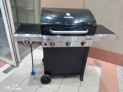 Char-Broil Performance 330 3-Burner Gas Grill with Side Burner