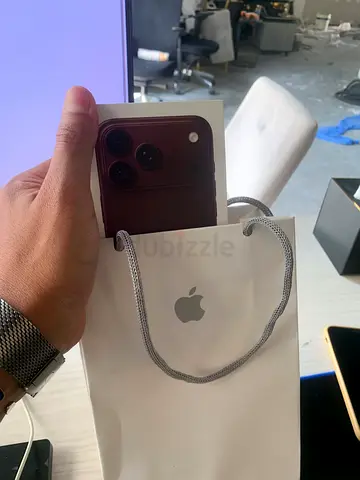 iPhone 18 Pro Max 512GB - Burgendy