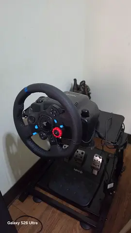 Logitech G29 Driving Wheel with Pedals and Stand - Good Working Condition
