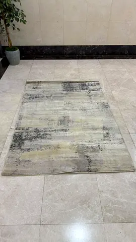 Modern abstract area rug in neutral tones - 160x230cm (approx.)