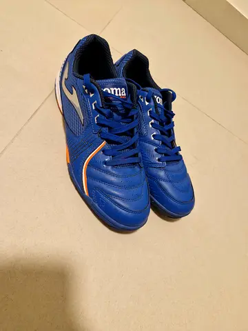 Blue Joma Dribling size 42 EUR