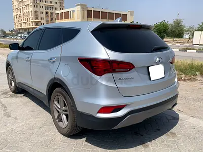 2017 Hyundai Santa Fe Sport - American Specs.  Zero five six eight six three eight three four seven