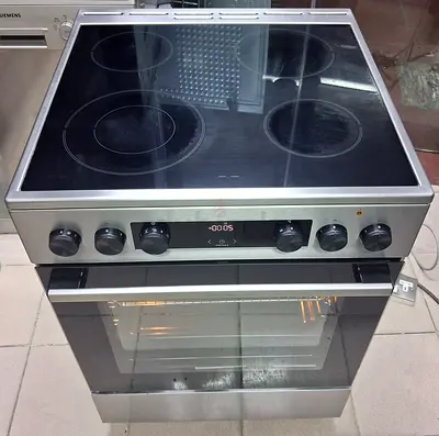Gorenje New model Full Electric Ceramic Cooker. Size 60Cm.