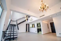 CORNER DUPLEX | LAKE & PARK VIEW | REFURBISHED
