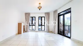 Bright 1BR | Prime Location | Walk-In Closet